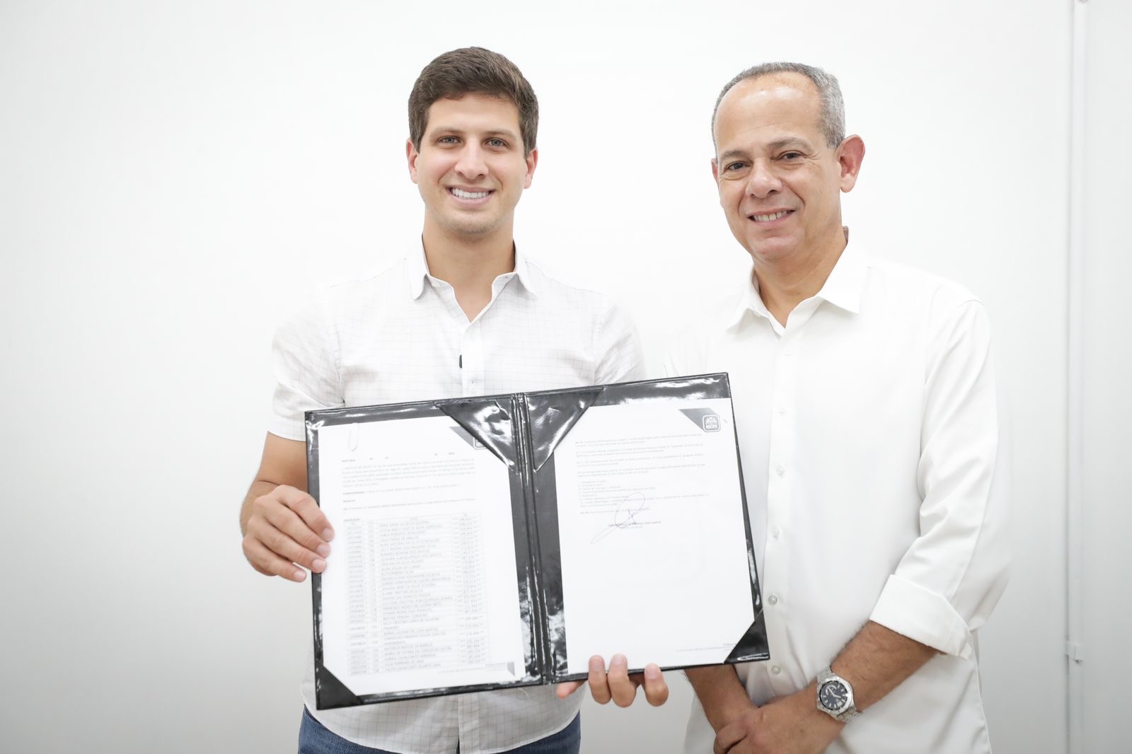 Prefeitura do Recife nomeia 330 novos professores