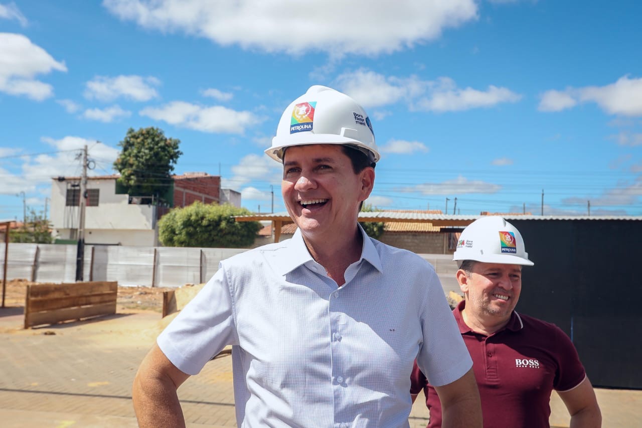 Simão acompanha reformas de Unidades Básicas de Saúde em Petrolina