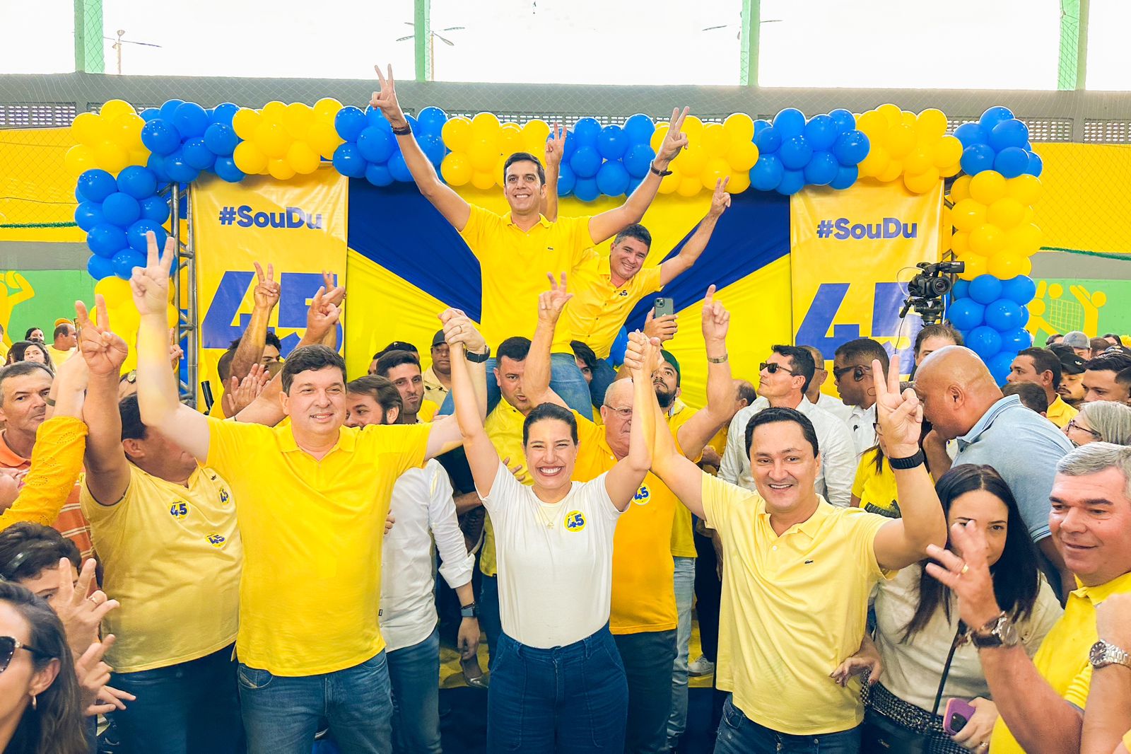 Em São Joaquim, Raquel e Joãozinho participam da convenção de Duguinha Lins