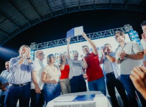 Raquel Lyra entrega 691 títulos de propriedade e anuncia investimentos no Sertão do São Francisco