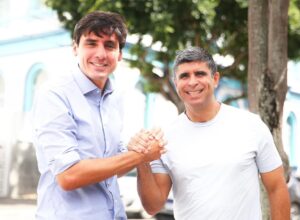 Antes de encontrar João Campos, Carlos Costa fortalece Republicanos em Caruaru