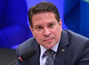 Ramagem é preso nos EUA por situação migratória irregular após condenação no STF