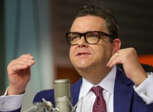 Wolney segue internado no Recife e deve ter alta nos próximos dias