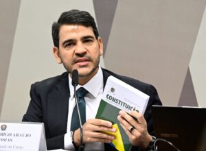 CCJ do Senado aprova indicação de Jorge Messias para o STF
