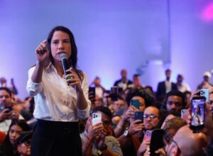 Estado inicia repasses da Compesa e avança com duplicação da BR-232
