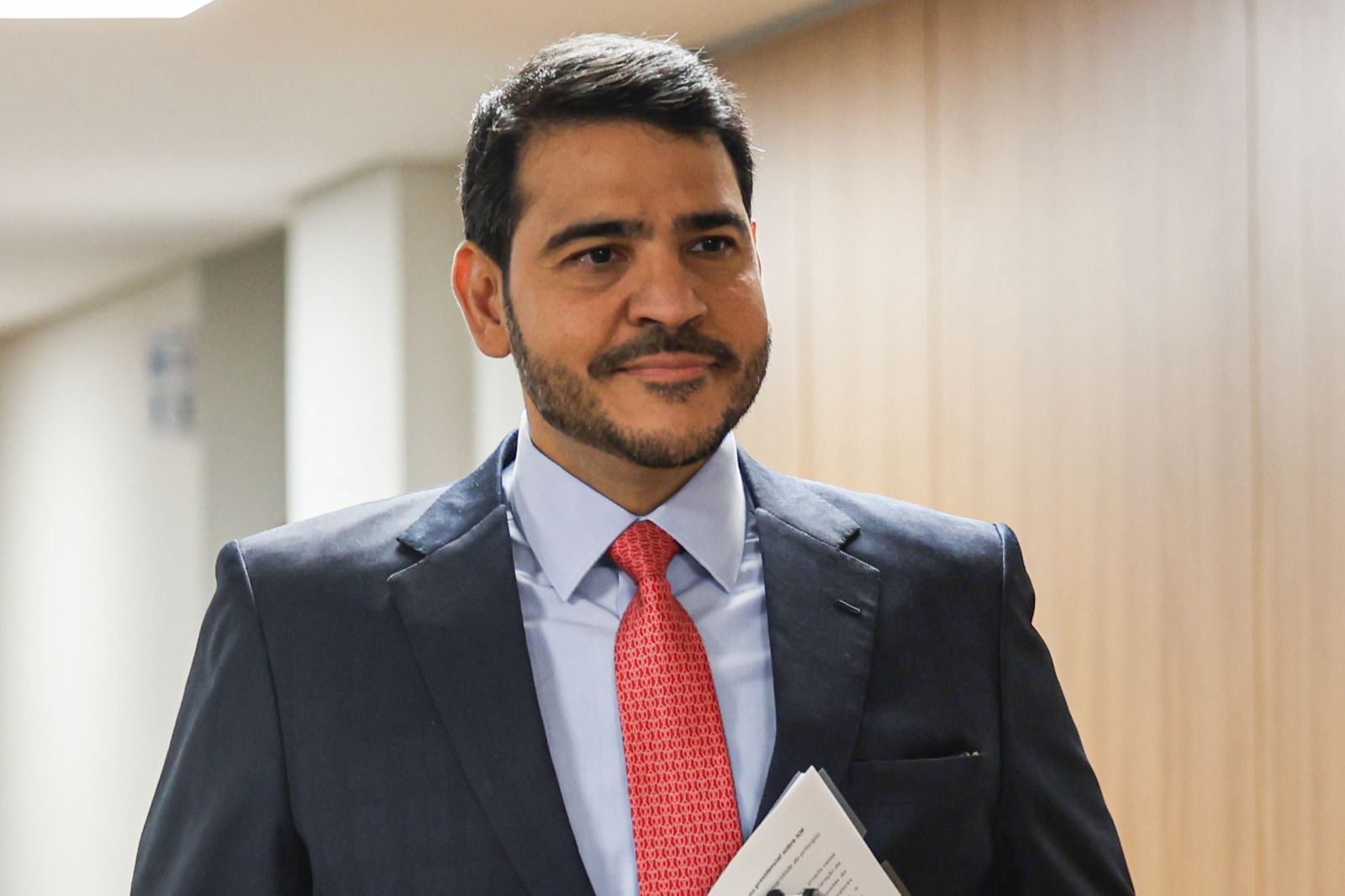 CCJ marca sabatina de Jorge Messias ao STF para 28 de abril