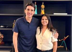 Socorro Duarte declara apoio à reeleição de Silvio Costa Filho para deputado federal