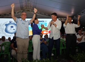 Sérgio Colin e Edilson Tavares acompanham entrega da BR-104 ao lado de Raquel Lyra 