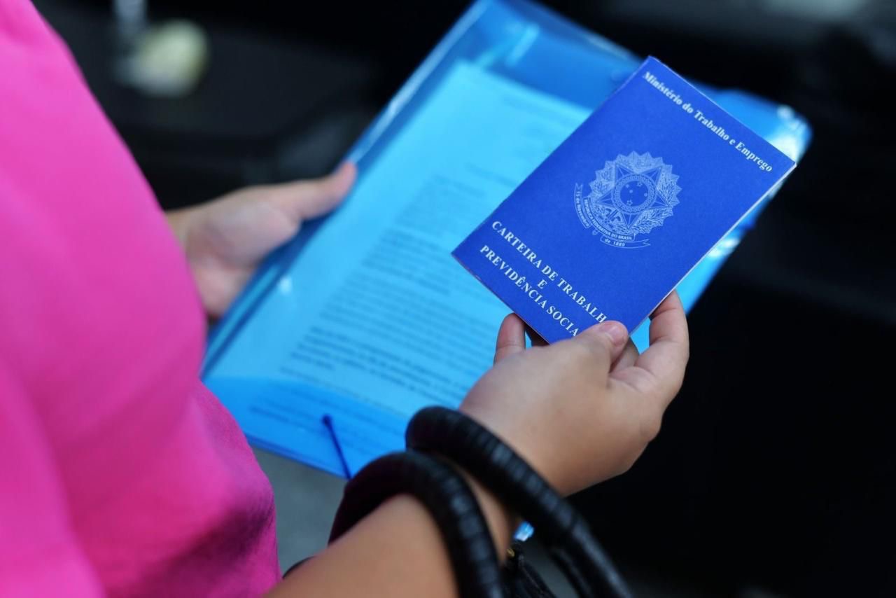 IBGE aponta Pernambuco como líder em crescimento industrial e comercial