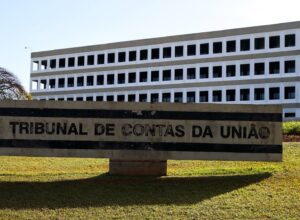 Sete deputados disputam vaga de ministro do TCU na Câmara