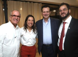 Em Brasília, Raquel reúne prefeitos e lideranças do PSD ao lado de Kassab