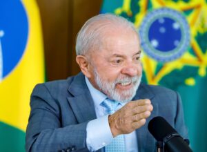 Lula lança plano nacional de combate ao crime organizado nesta terça (12)