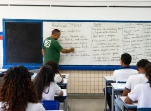 Governo de Pernambuco inicia pagamento da 5ª parcela do Fundef