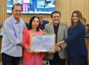 Luciano Duque recebe título de cidadão lagoa grandense