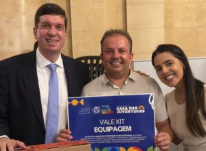 Joãozinho Tenório acompanha entrega de equipamentos para Casas das Juventudes 