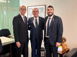 Senado aprova reajuste do piso salarial de médicos e cirurgiões-dentistas 