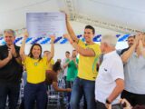 Raquel e Rodrigo anunciam construção de colégio da PMPE em Caruaru