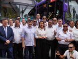 Eduardo da Fonte defende pagamento via Pix durante entrega de novos ônibus