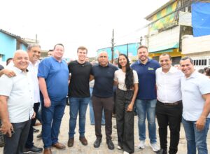 Miguel Coelho conquista apoio de vereadores de Olinda e avança na RMR