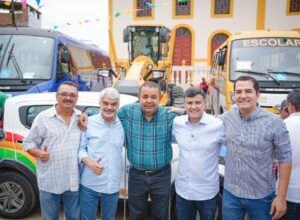 Eduardo da Fonte e Humberto Costa cumprem agenda de entregas na Mata Sul