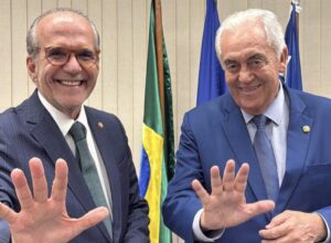 PSD no Senado declara apoio à reeleição de Fernando Dueire  