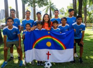 Raquel Lyra lança projeto Areninhas para construção de campos de futebol