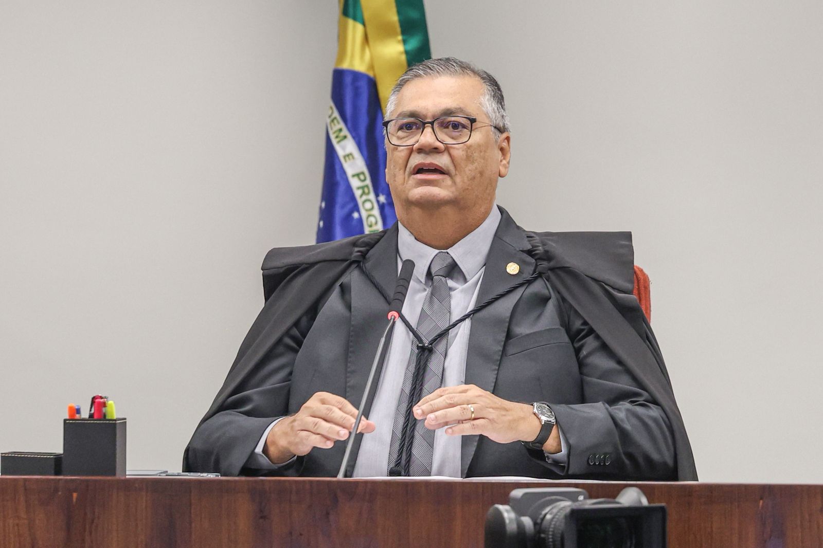 Flávio Dino passa a integrar o TSE como ministro substituto