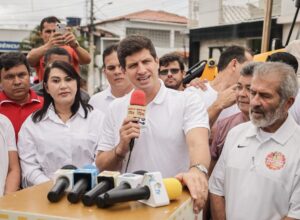 João Campos promete criar Jogos da Cultura de Pernambuco durante agenda em Exu 