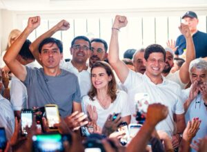 Pré-candidatos da Frente Popular recebem apoios de lideranças do Moxotó 