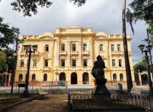 Estado decreta expediente reduzido na próxima segunda (29)