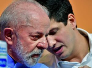 Coluna da quinta: João Campos e a luta para ter a exclusividade de Lula