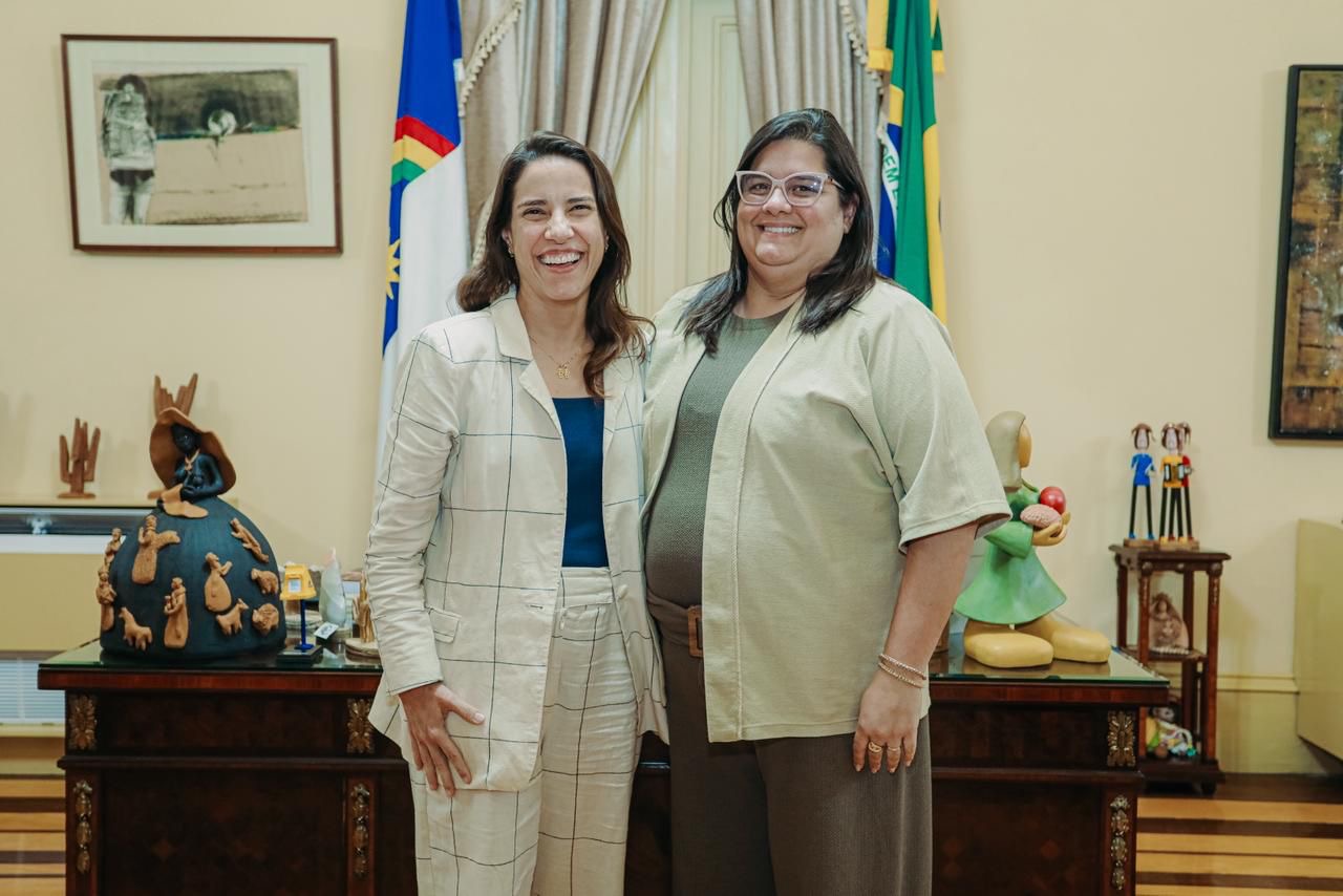 Prefeita de Ribeirão, Carol Jordão, ingressa no PSD de Raquel Lyra