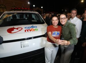 Pollyanna Abreu participa de entrega de ambulâncias e reforça saúde de Sertânia