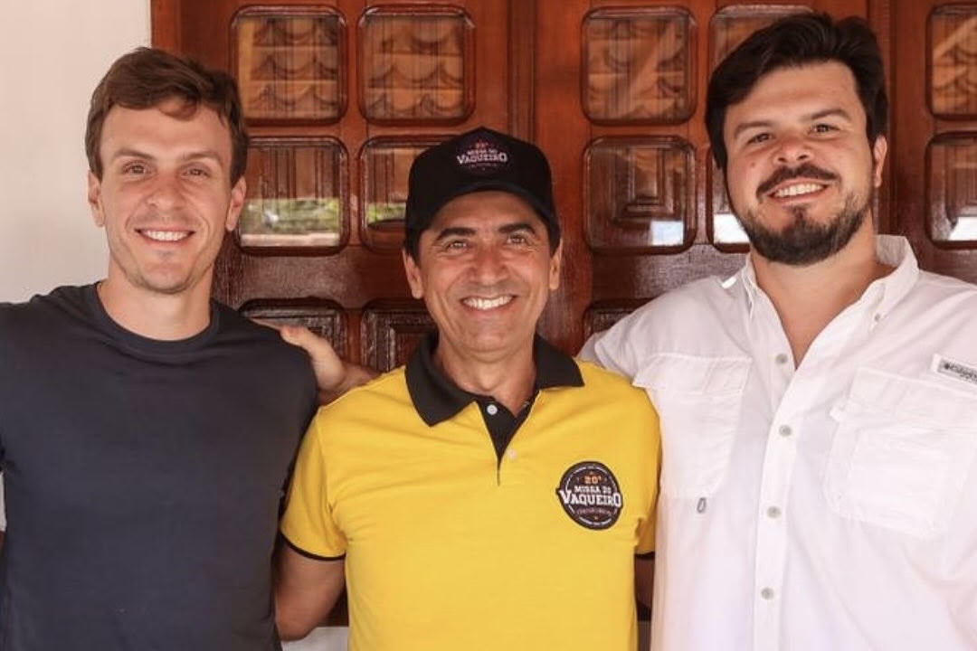 Prefeito do PSB declara apoio a Miguel Coelho para o Senado
