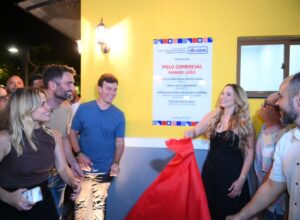 Miguel Coelho participa de inauguração e fortalece articulação política em Carpina