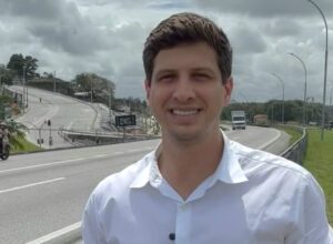 João Campos promete triplicar a BR-101 caso seja eleito governador