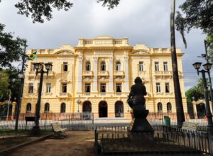 Datafolha: Raquel Lyra pontua em 48% contra 42% de João Campos