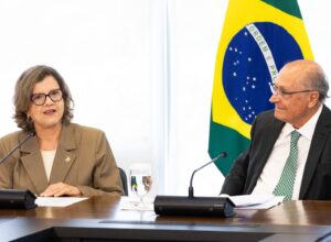 Iniciativa de Teresa Leitão eterniza legado de Pedro Jorge no Livro dos Heróis da Pátria