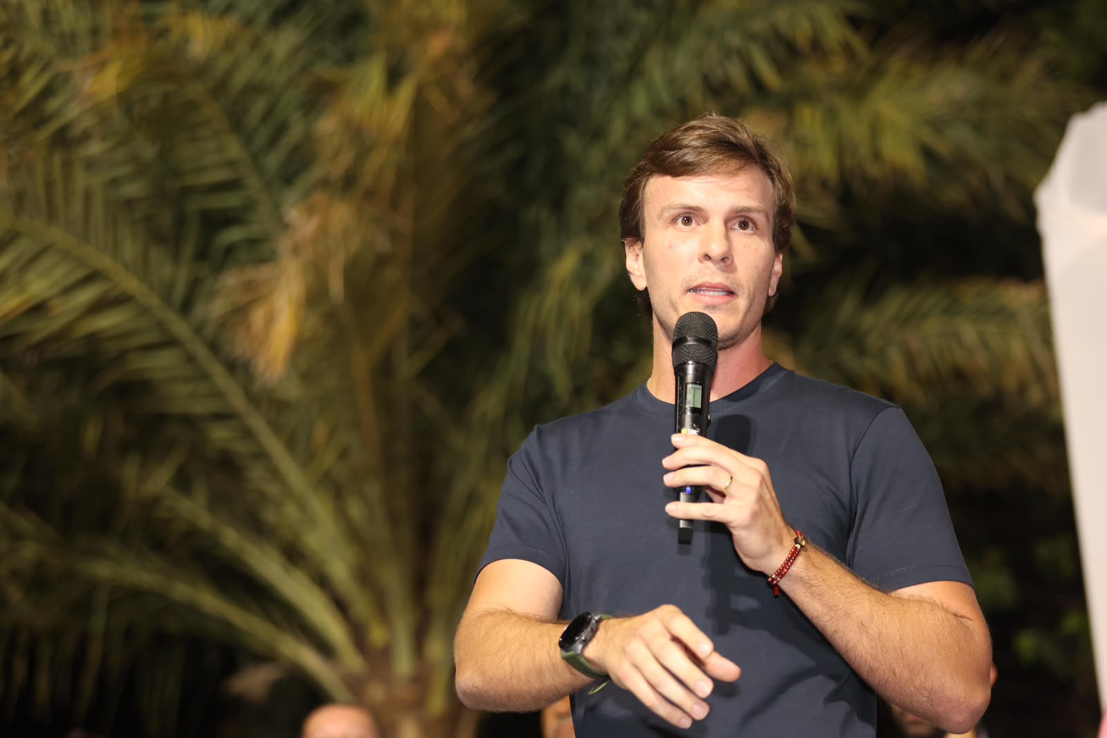 Coluna da sexta: o dilema de Miguel Coelho