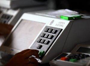 Justiça suspende divulgação de parte da pesquisa Conecta para o Governo de Pernambuco