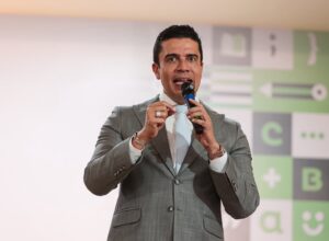Rodrigo Pinheiro constrói solução para loteitos e toyoteiros de Caruaru