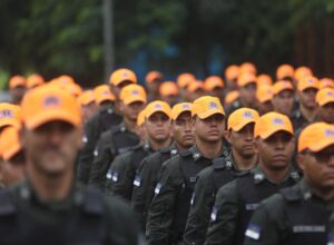 PMPE reforça policiamento para coibir assaltos durante madrugada na Zona Norte