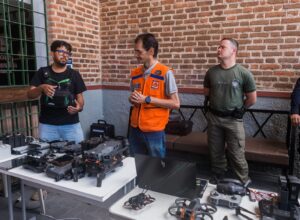 Forças de segurança de Caruaru recebem capacitação para uso de drones