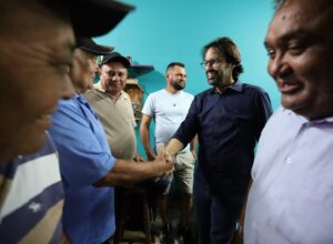 Diogo Moraes debate demandas de Vertentes com lideranças do município