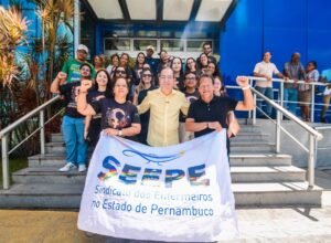 Mano Medeiros recebe enfermeiros e discute reivindicações da categoria