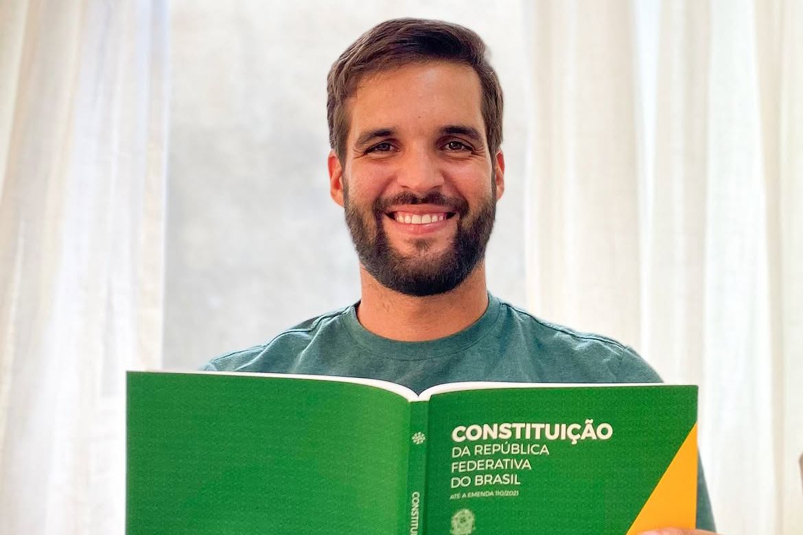 PT-PE informa desfiliação do prefeito de Granito após denúncia de agressão