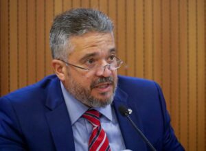 Brigido registra candidatura e avança mais um passo em busca da reeleição 