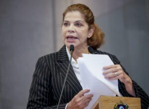 Líder do governo na Alepe diz que pedido de impeachment é “manobra eleitoreira” do PSB