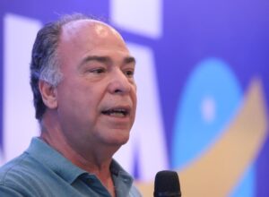 Ex-líder de Bolsonaro na Covid-19 pode ser suplente de Marília
