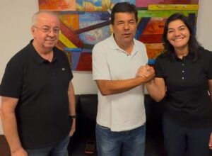 Padre Joselito e Viviane Facundes anunciam apoio a Mendonça Filho 